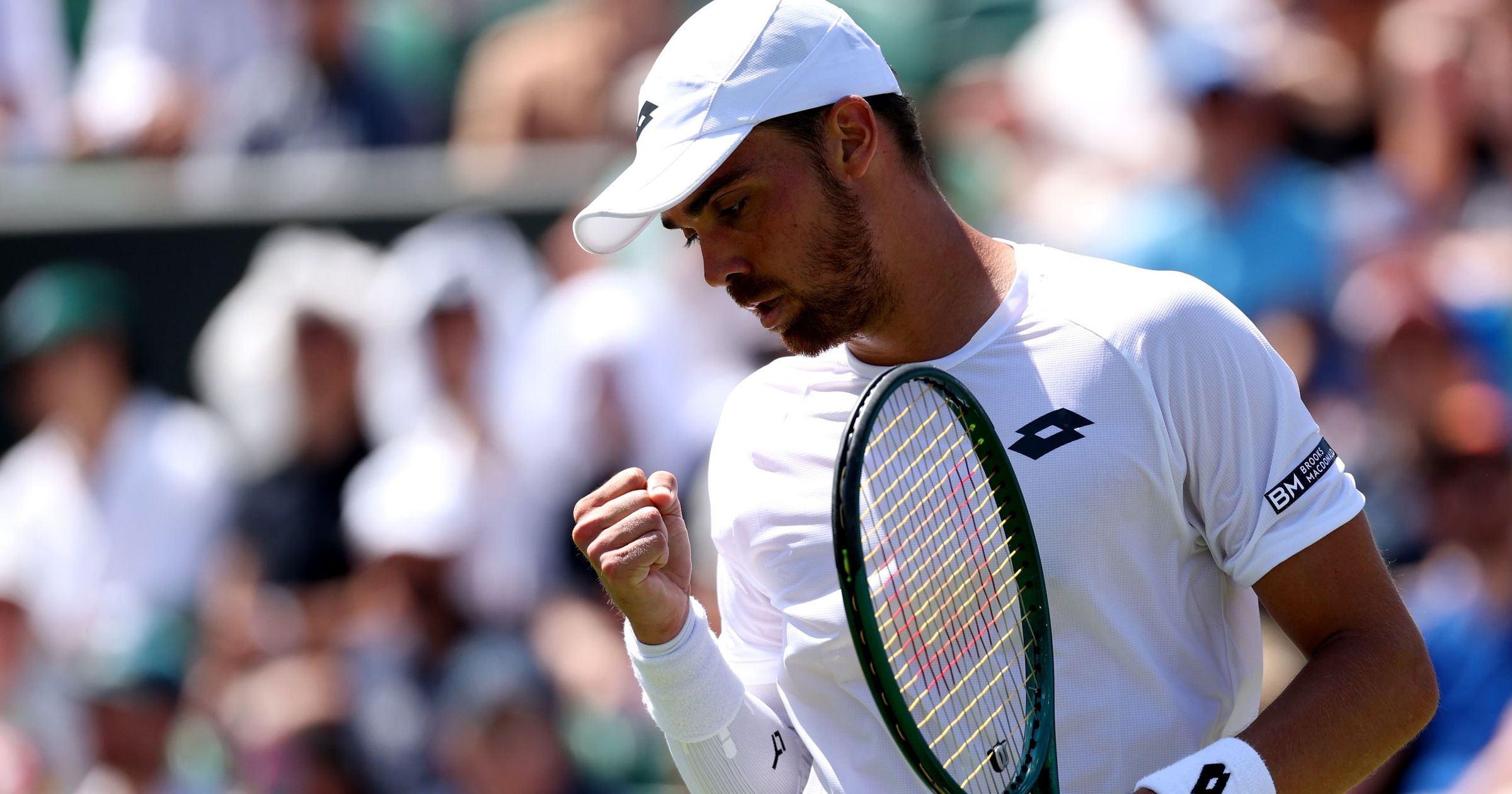 Bonzi Sort Medvedev ، Royer Profite de L'abandon de Tsitsipas: Les Bleus Sont Chauds