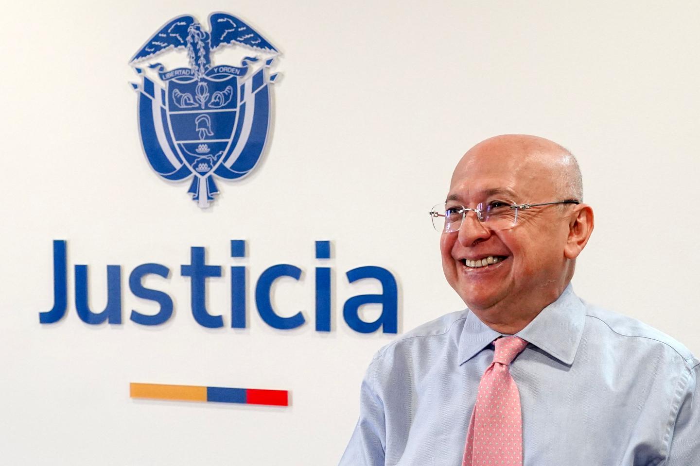 كولومبيا لرفض طلبات تسليم الولايات المتحدة الرئيسية