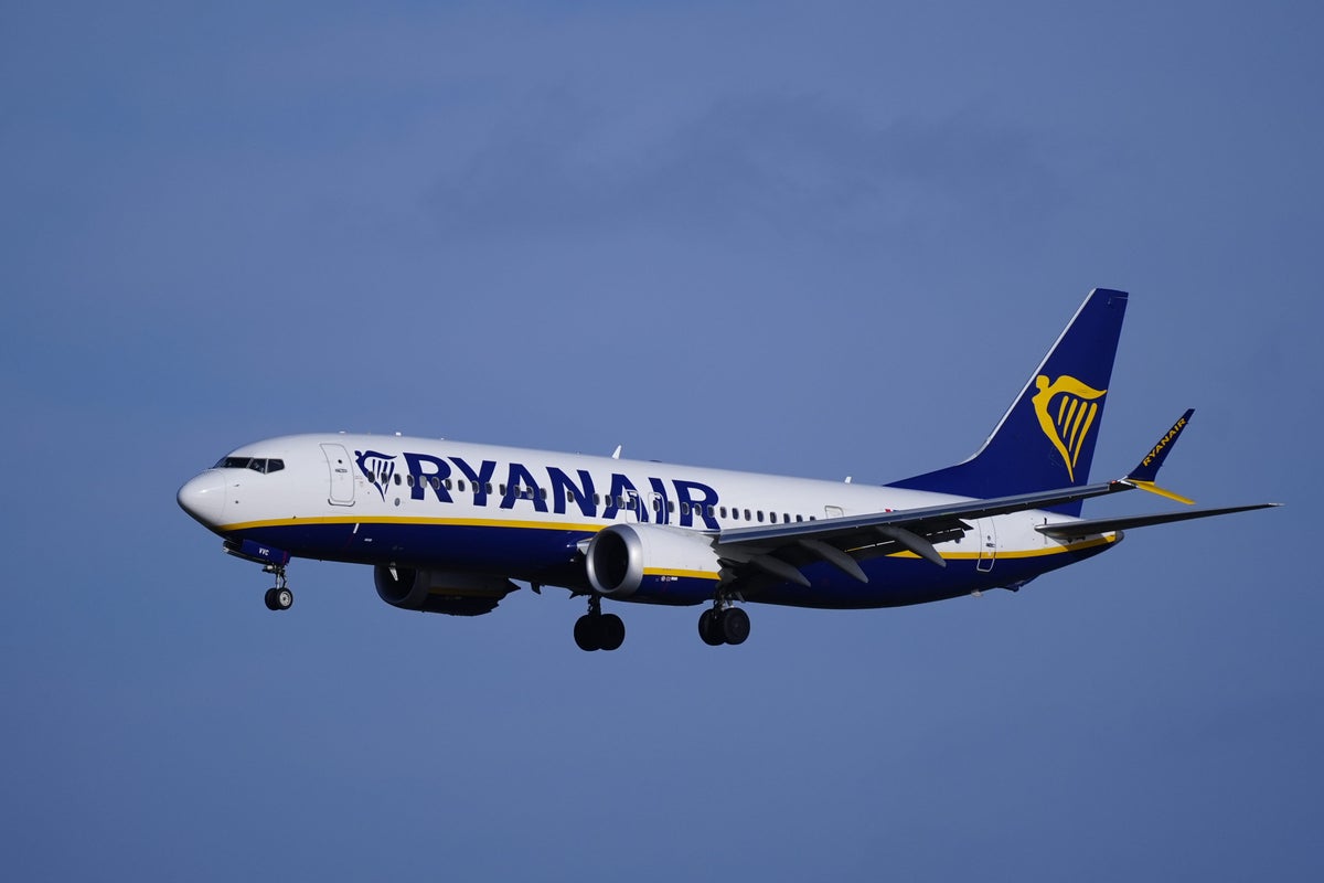 يلغي Ryanair أكثر من 800 رحلة بسبب الصراع في الشرق الأوسط