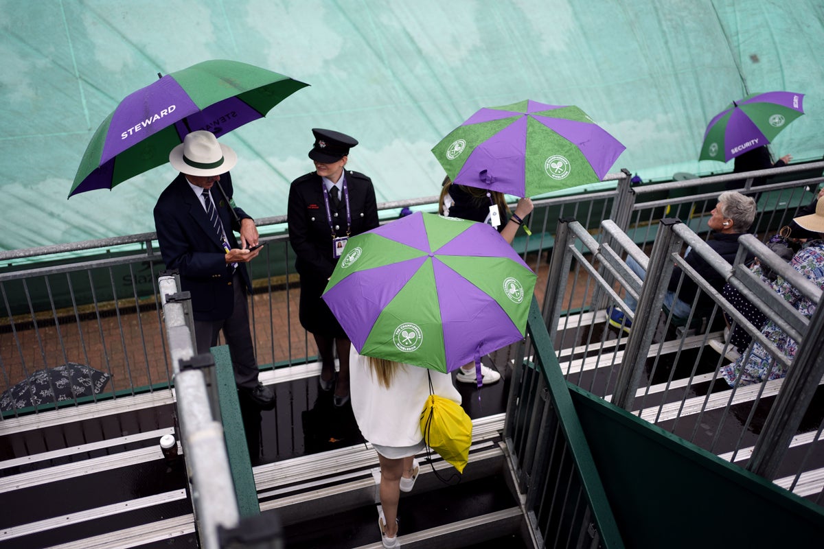 مذكرات Wimbledon: تفسحف Heatwave الطريق حيث تزور أوليفيا رودريغو المربع الملكي
