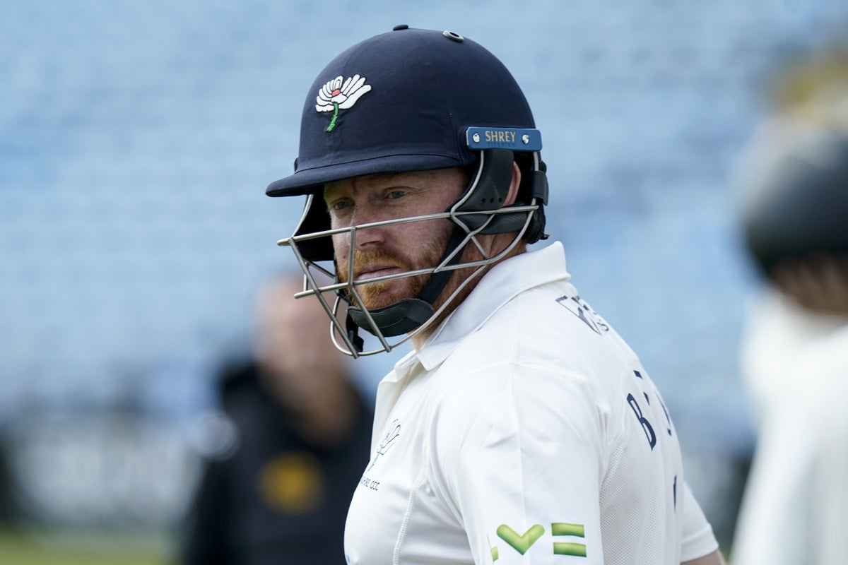 Yorkshire تسلق أسفل القسم الأول بعد انتصار 10-Wicket على Essex