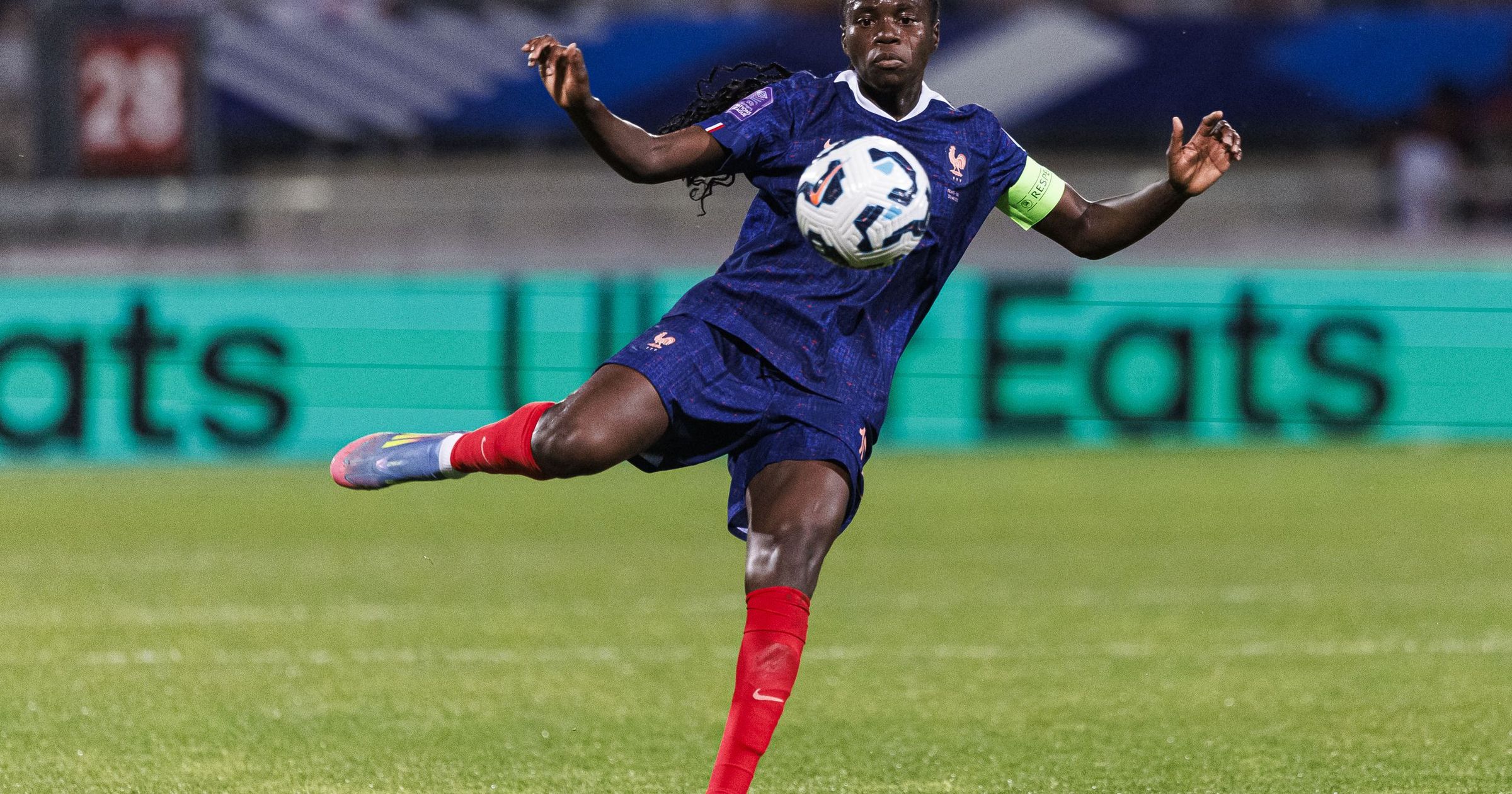 L’Incertitude Grandit Autour de Mbock ، Capitaine Des Bleues