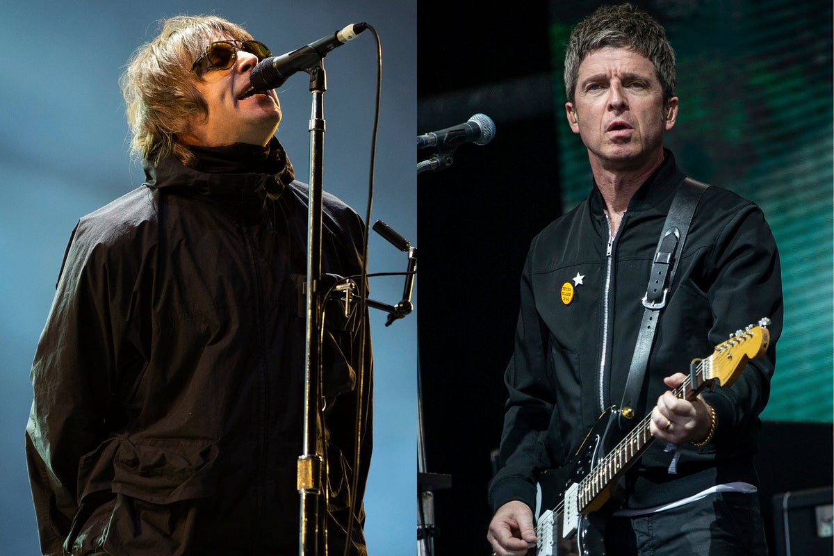 Oasis Reunion Live: Liam and Noel Gallagher يستعدان لبدء الجولة في كارديف