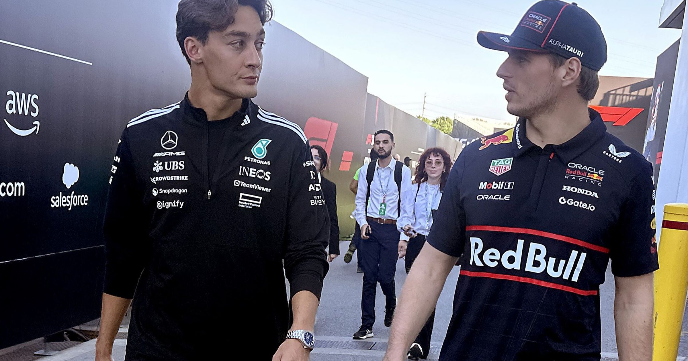 Verstappen Serein Sur Son Avenir ، Russell Insuadé de Poursuivre Chez Mercedes