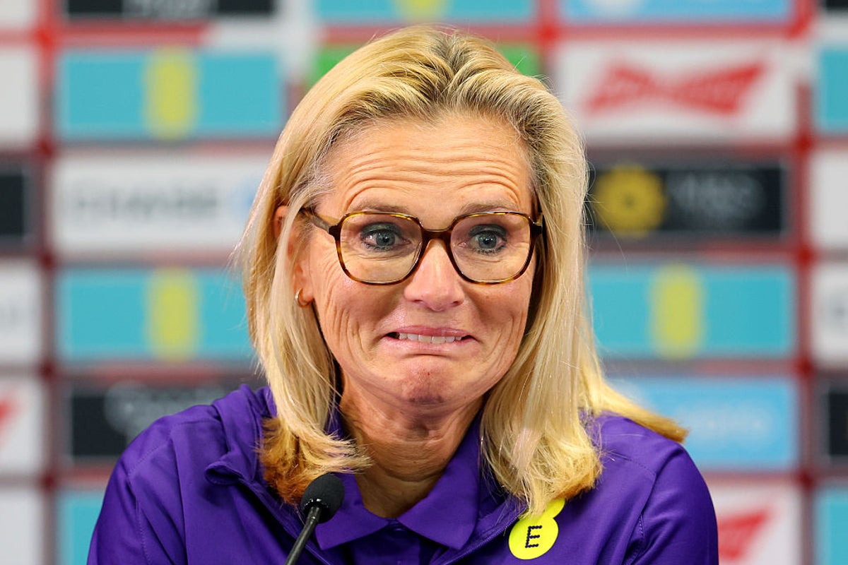 Sarina Wiegman: "يمكن لاعبي إنجلترا أن يقولوا إنني مباشر لكنني لست صريحًا"