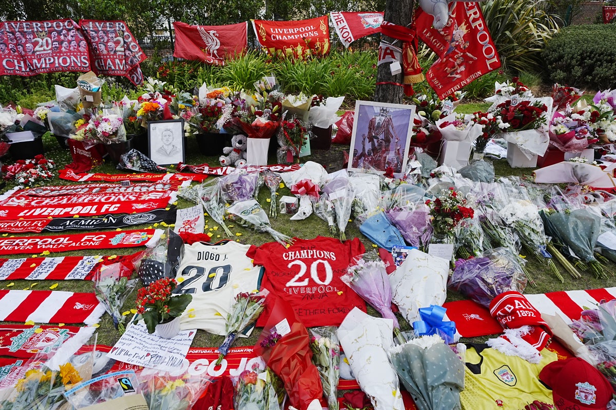 ليفربول تأجل عودة ما قبل الموسم بعد وفاة المهاجم ديوجو جوتا
