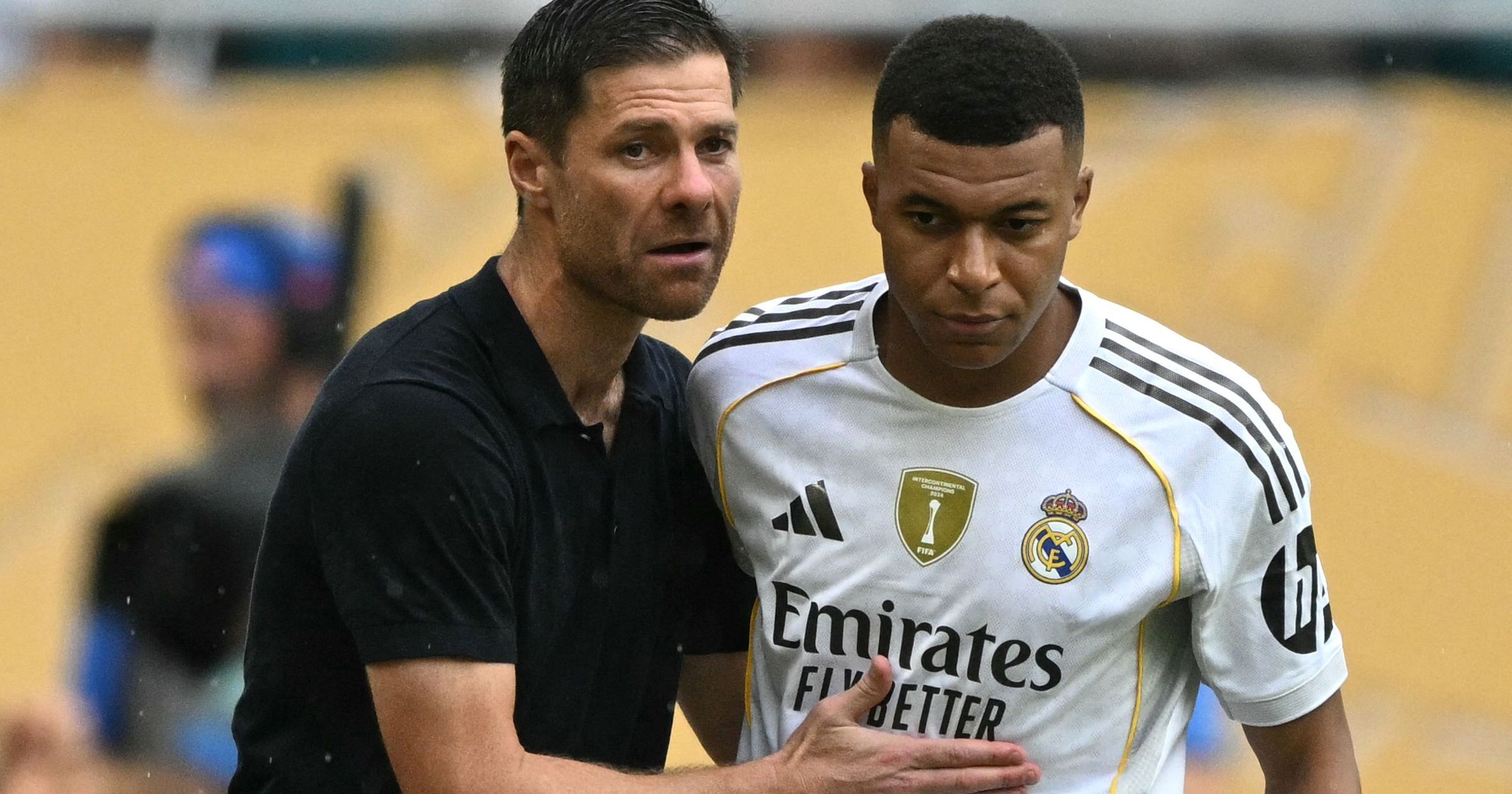 PAS Encore le Feu Mais Plus Le Choix: Pour Mbappé ، Adaptation Invisionee