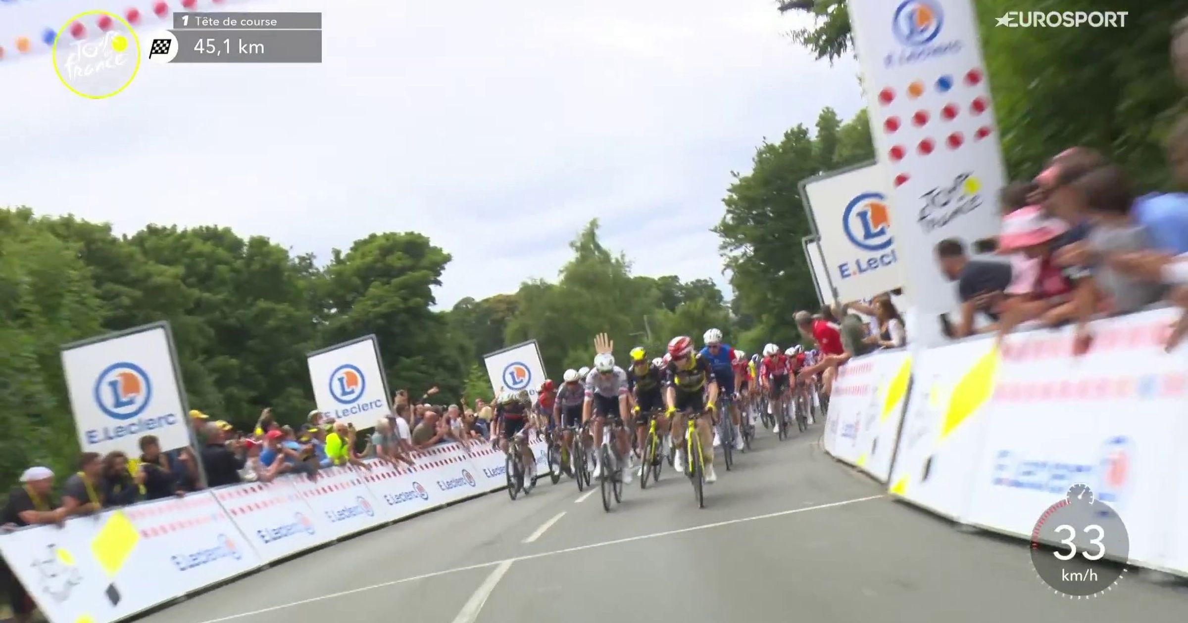 Sans Forcer ، Vingegaard Prend Un Point Au Sommet du Mont Noir