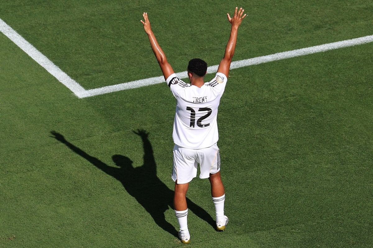 يقول ألكساندر-أرنولد بعد فوزه في كأس العالم لريال مدريد كأس العالم: “كان جوتا معي”