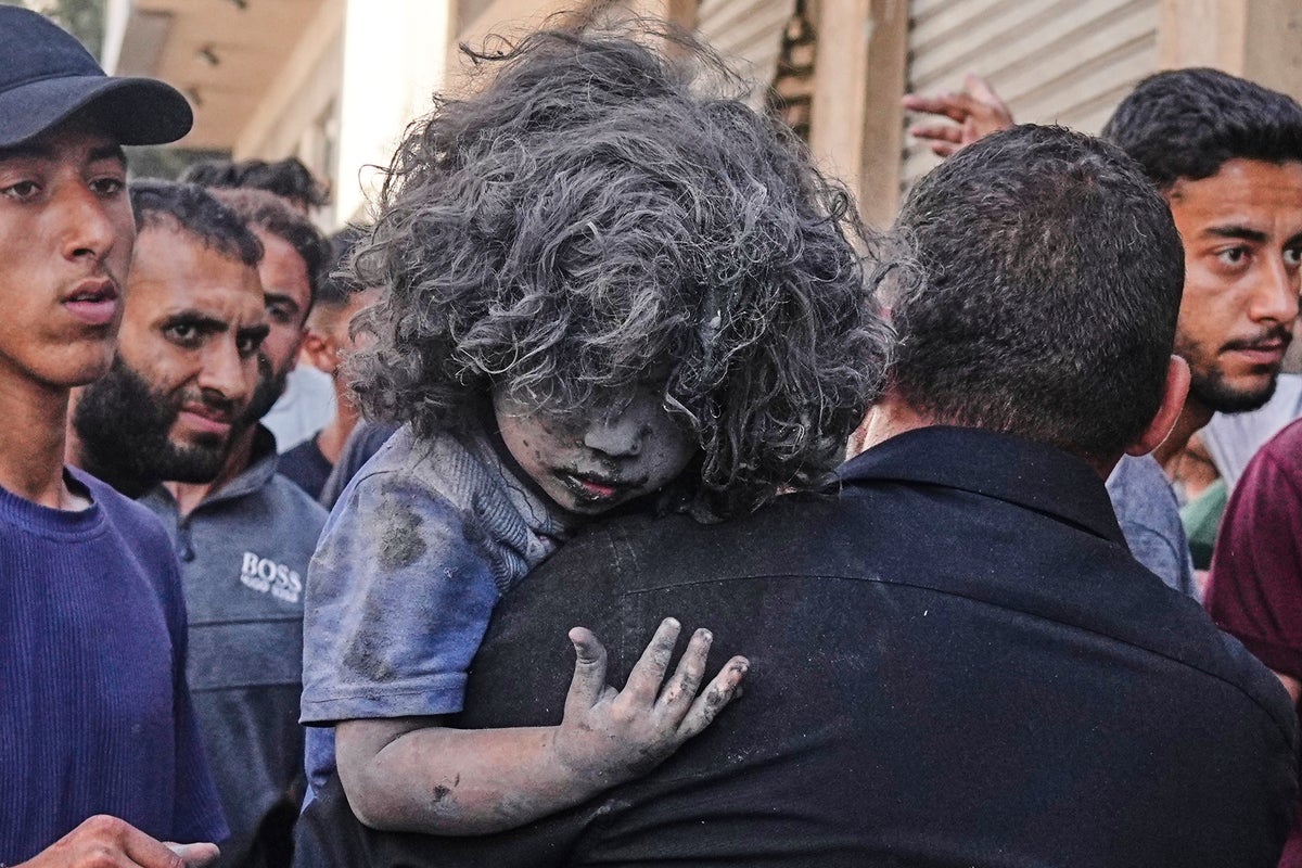 بصيص الأمل في غزة؟ داخل الدفعة الهشة لصفقة وقف إطلاق النار إسرائيل