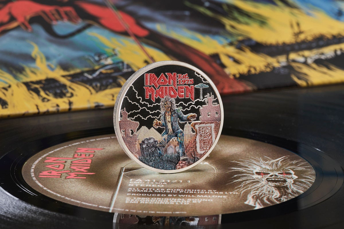 تمت إضافة Iron Maiden إلى قائمة أساطير الموسيقى التي يتم الاحتفال بها على عملات Royal Mint