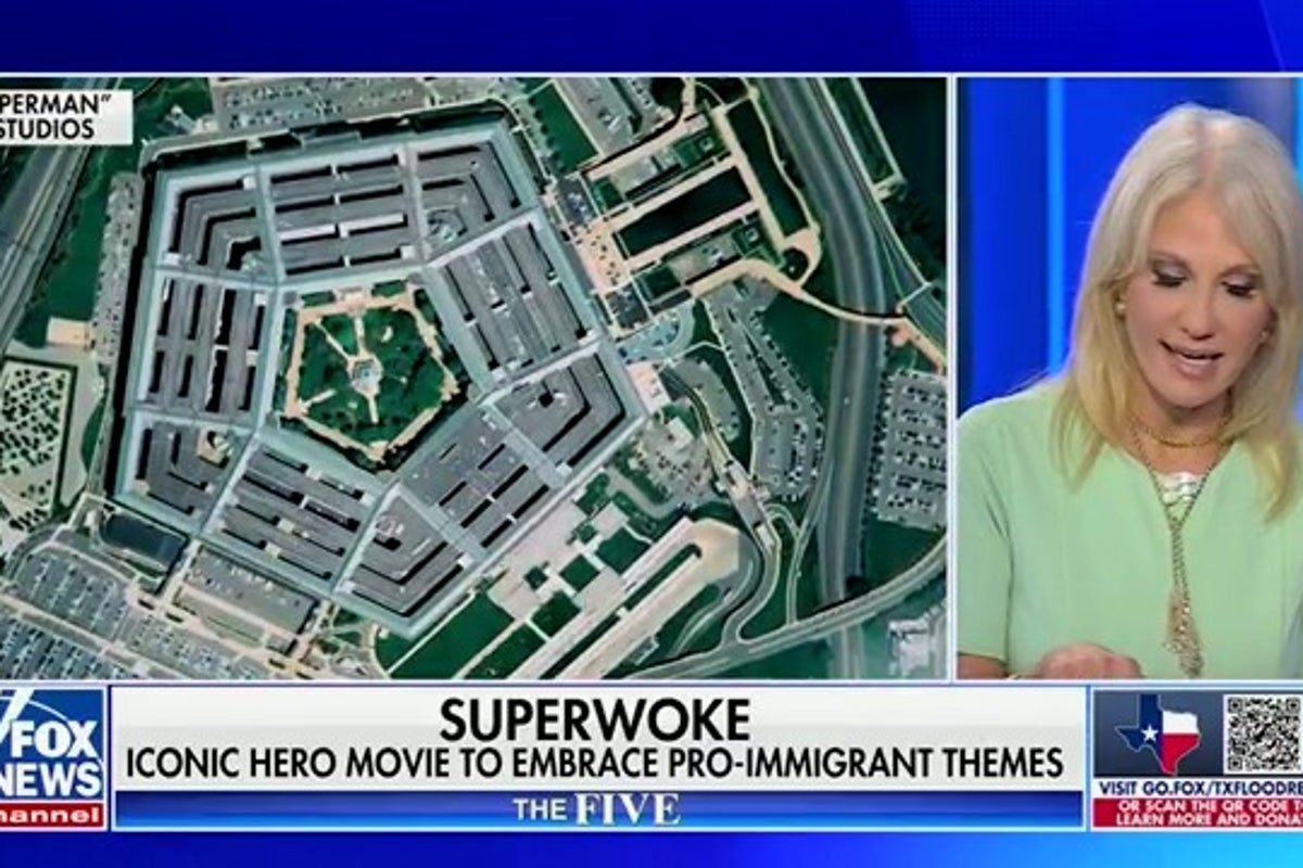 "Superwoke": Fox News تثير أن فيلم Superman الجديد لديه "موضوعات مؤيدة للمهاجرين"