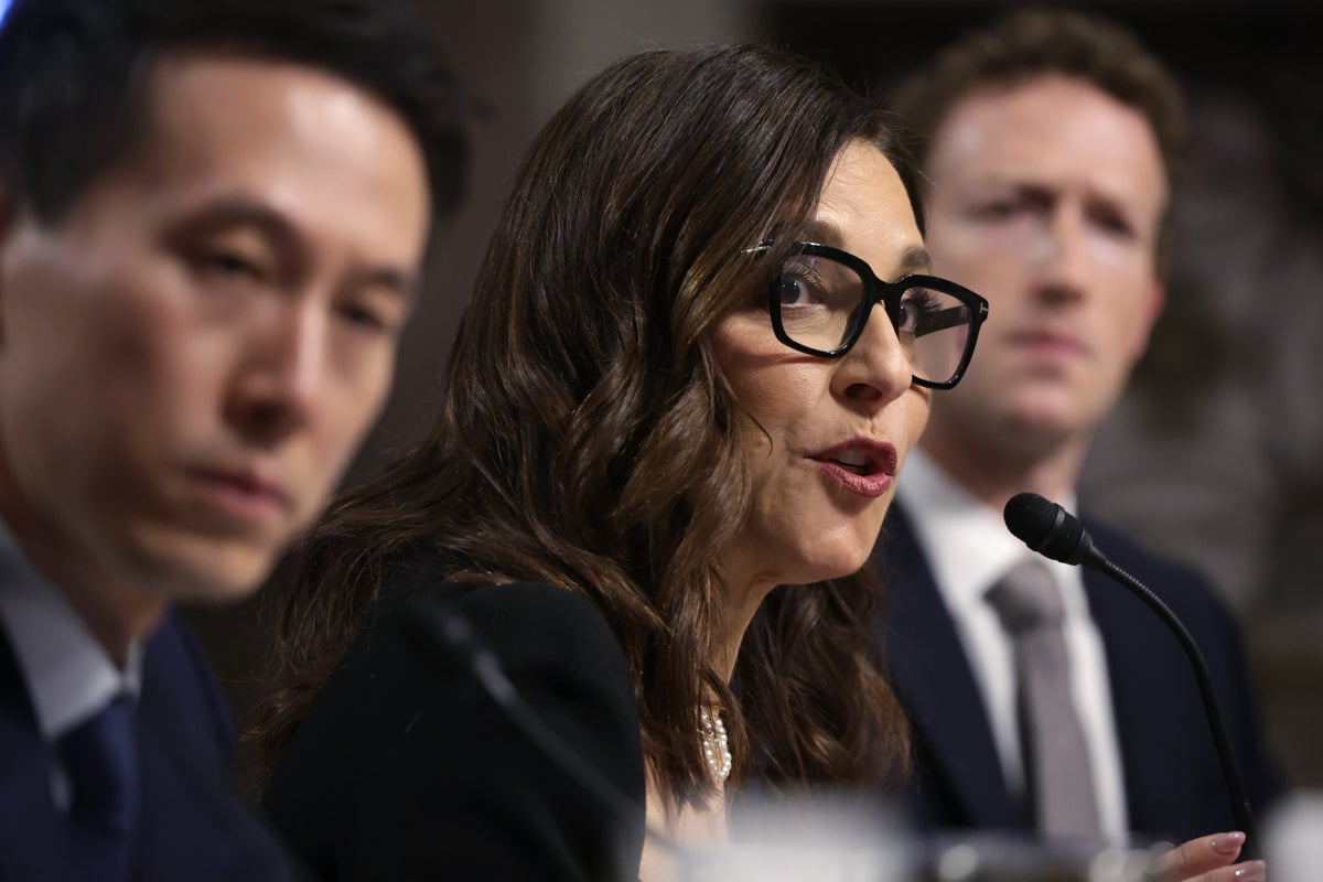 ليندا ياكارينو تنحدر من كرئيس تنفيذي X بعد عامين في منصة Musk