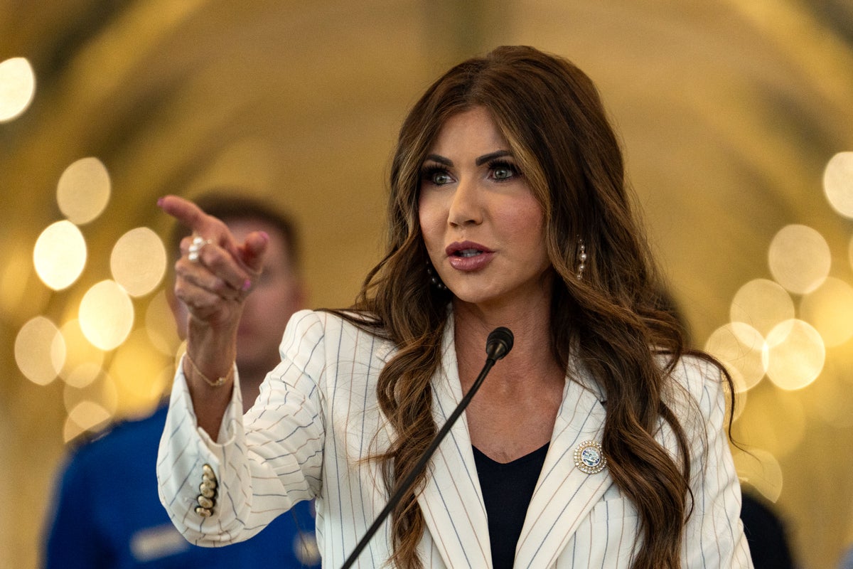 يدعي نويم أن الناجين من الهشيم اضطروا إلى تداول الحسنات الجنسية