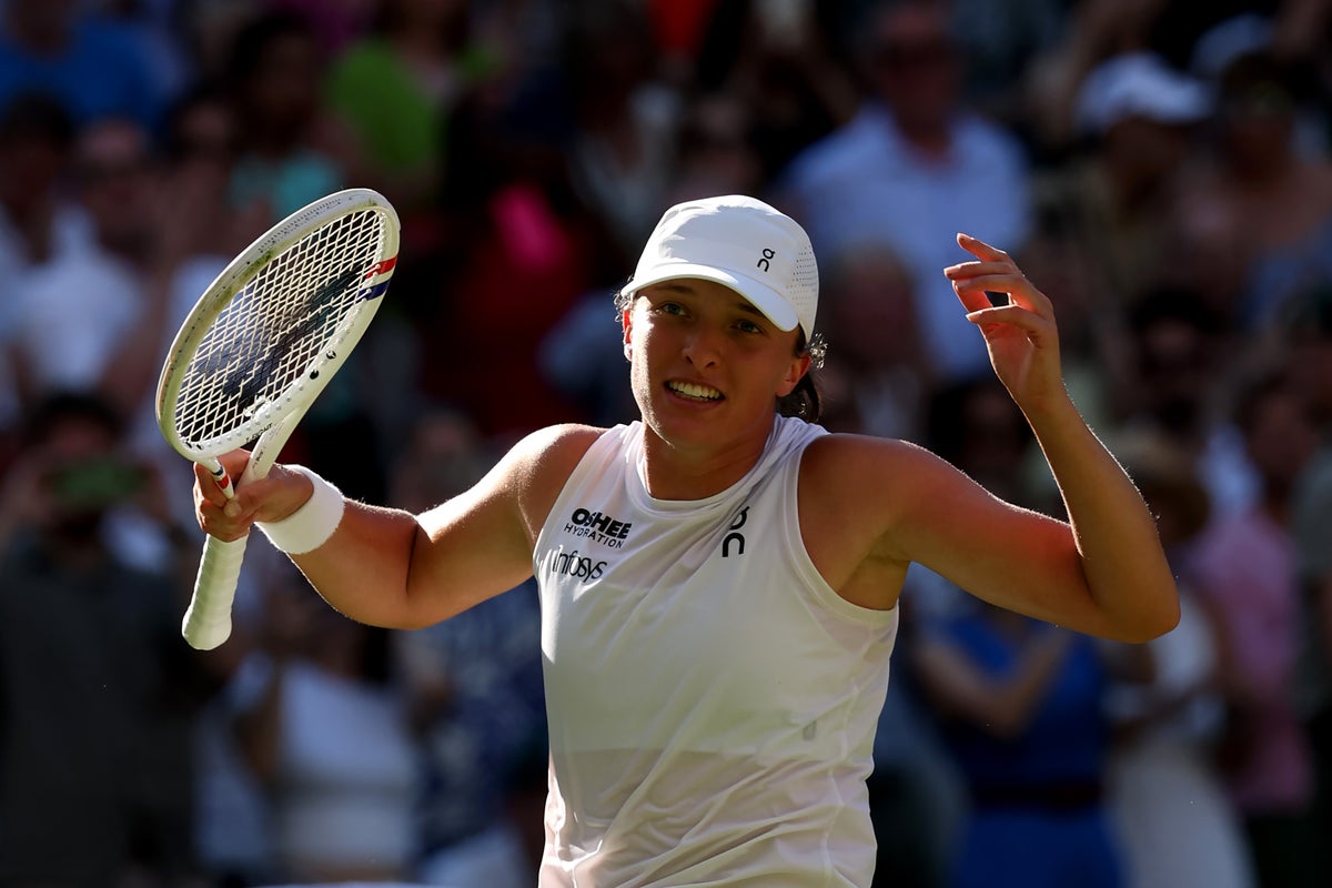 Iga Swiatek Breezes الماضي Belinda Bencic وفي أول نهائي لها في ويمبلدون