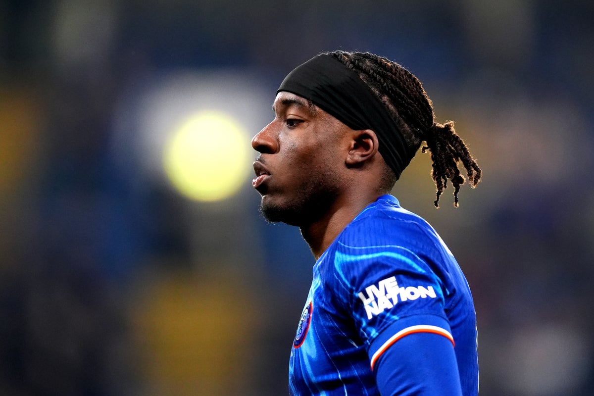 Madueke يغادر تشيلسي معسكر قبل Arsenal Move ، يؤكد ماريسكا
