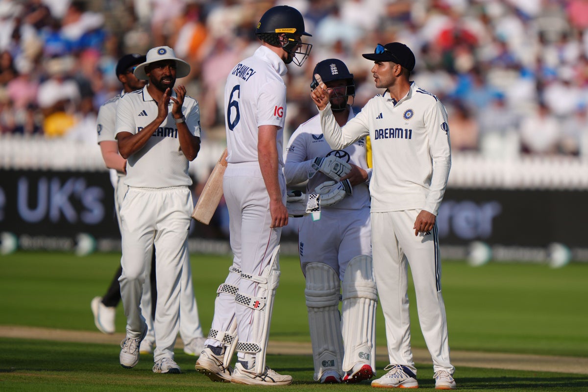 نهاية نارية إلى اليوم الثالث كما Zak Crawley Angers India في Lord's