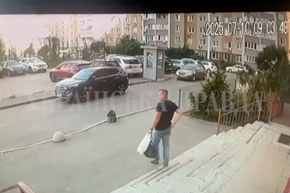 تقول SBU في أوكرانيا إنها قتلت عملاء روسيين يشتبه في أنهم يطلقون ضابطها