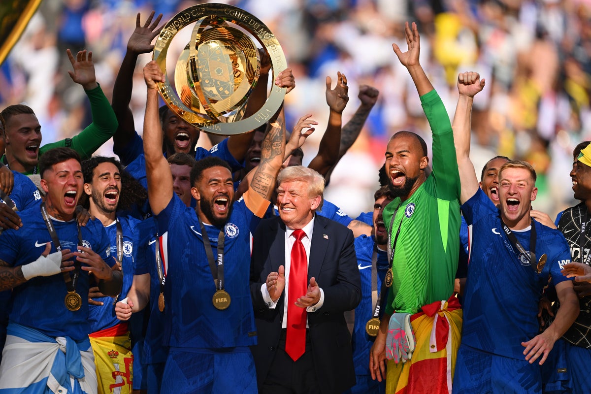 يعطل دونالد ترامب المصعد في تشيلسي بعد فوزه في نهائي كأس العالم للنادي