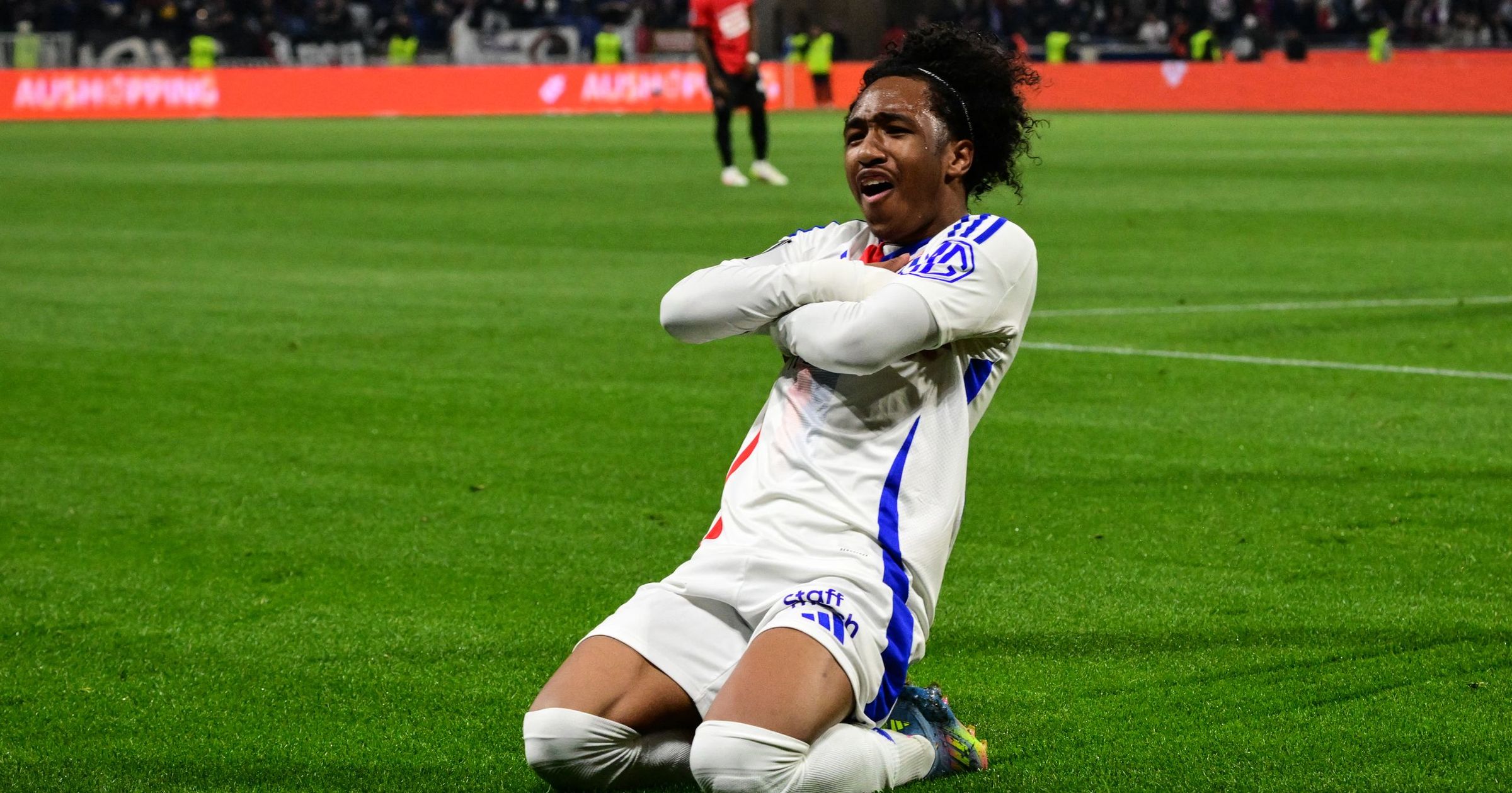تشيلسي ، نوتنغهام فورست ، مرسيليا ... صب فوفانا ، ça se bouscule déjà