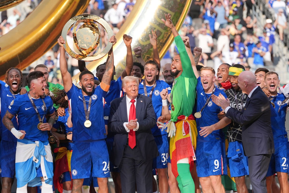 الارتباك مع انضمام دونالد ترامب إلى تشيلسي على خشبة المسرح بعد فوز كأس العالم بالنادي