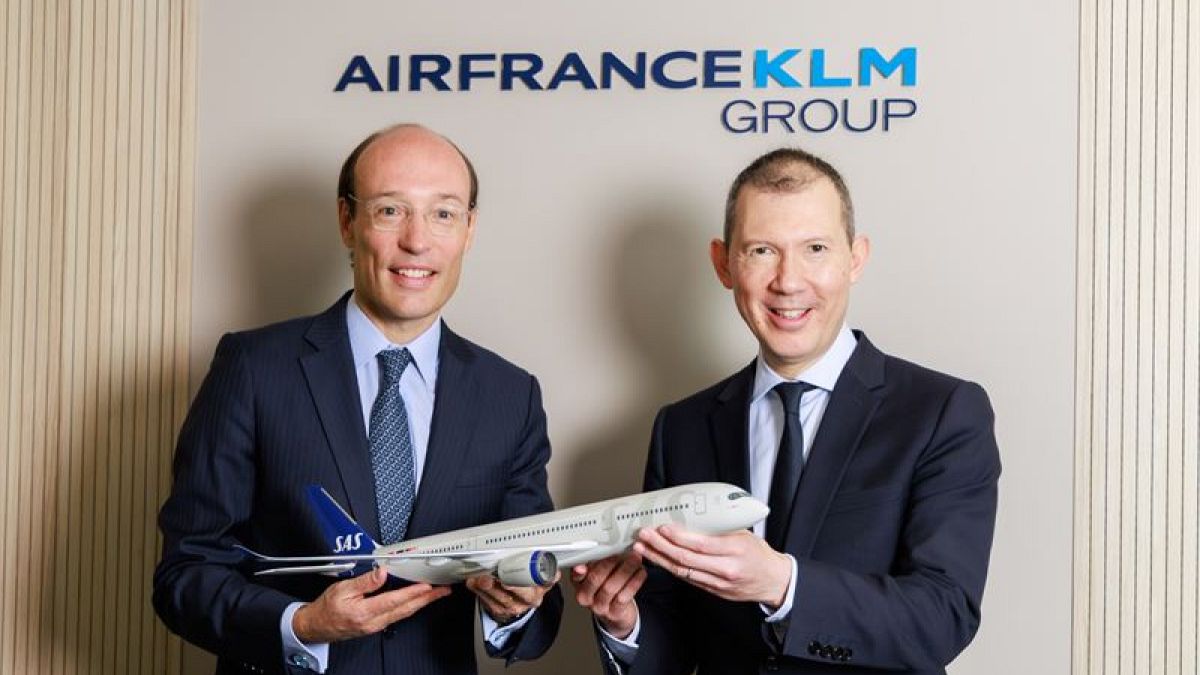 Air France-KLM للسيطرة على الأغلبية في شركة الطيران الاسكندنافية SAS