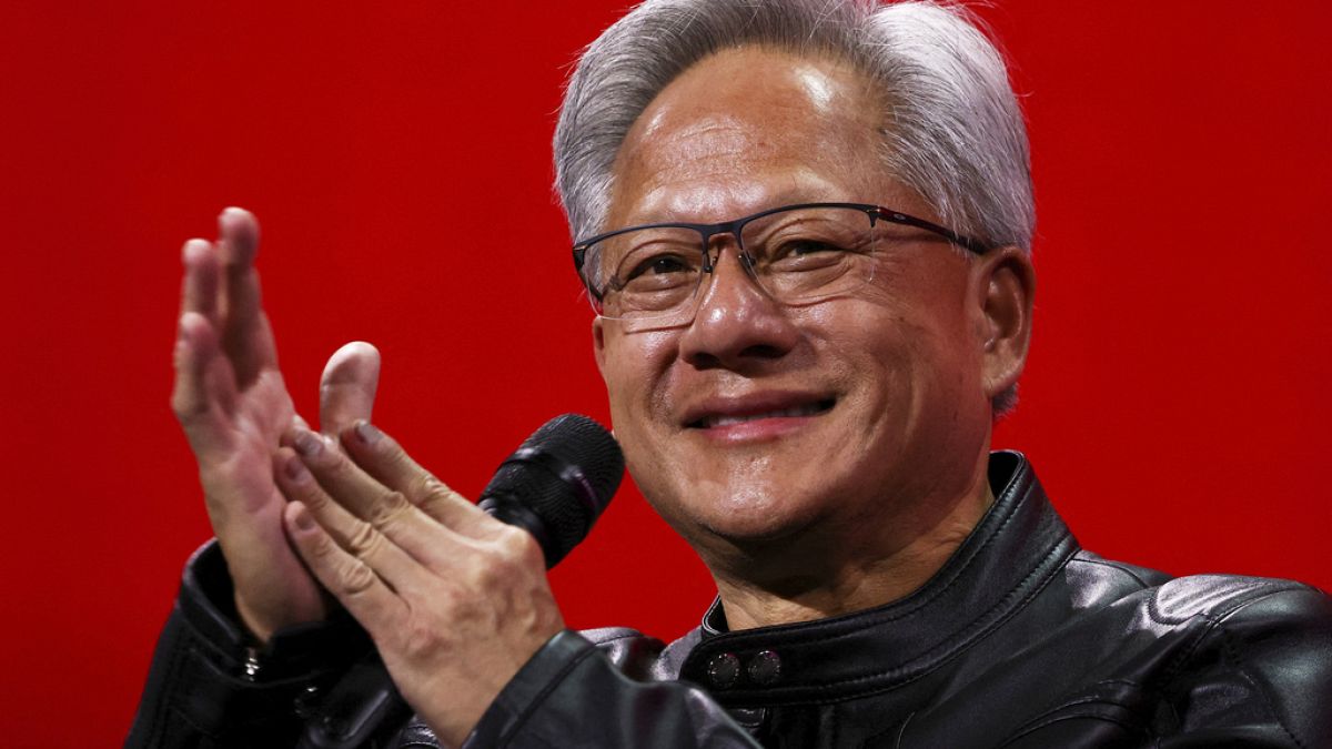 Nvidia تصل إلى 4 تريليونات دولار مما يجعلها أكثر شركات في العالم