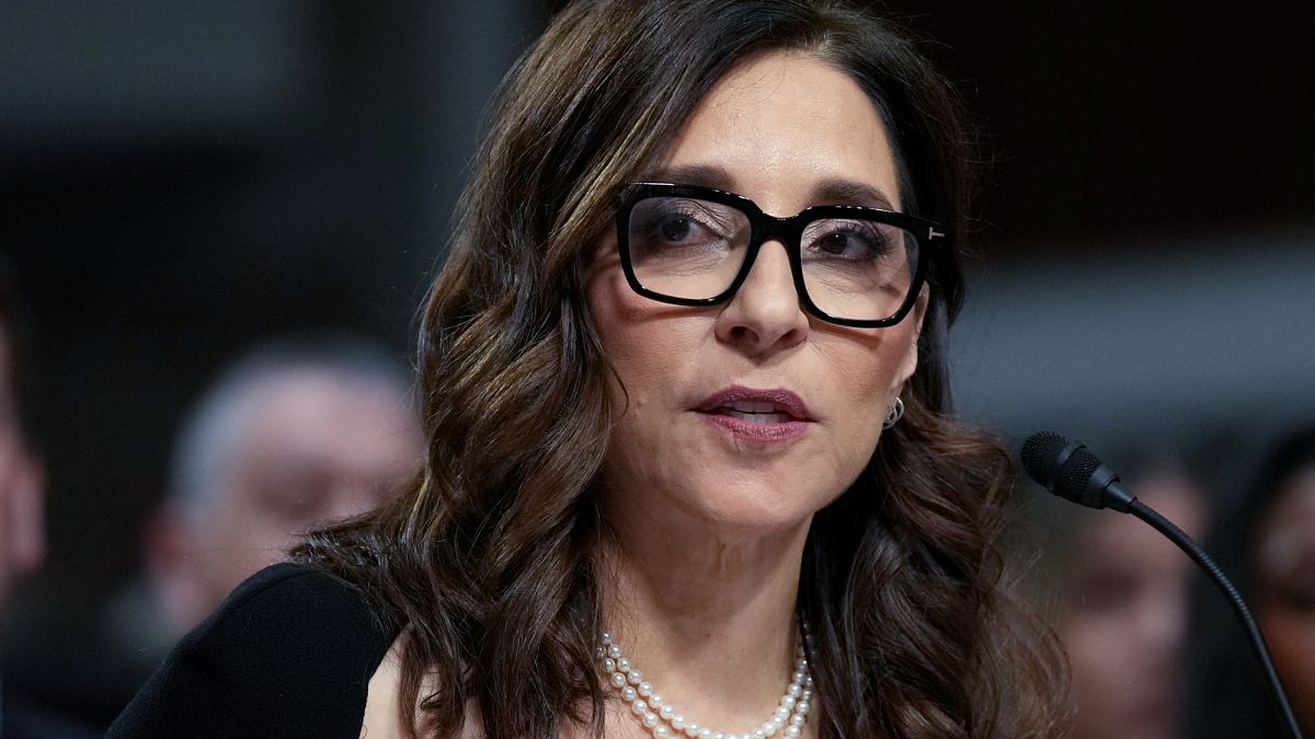 تستقيل الرئيس التنفيذي لشركة X Linda Yaccarino بعد عامين من منصة الجري