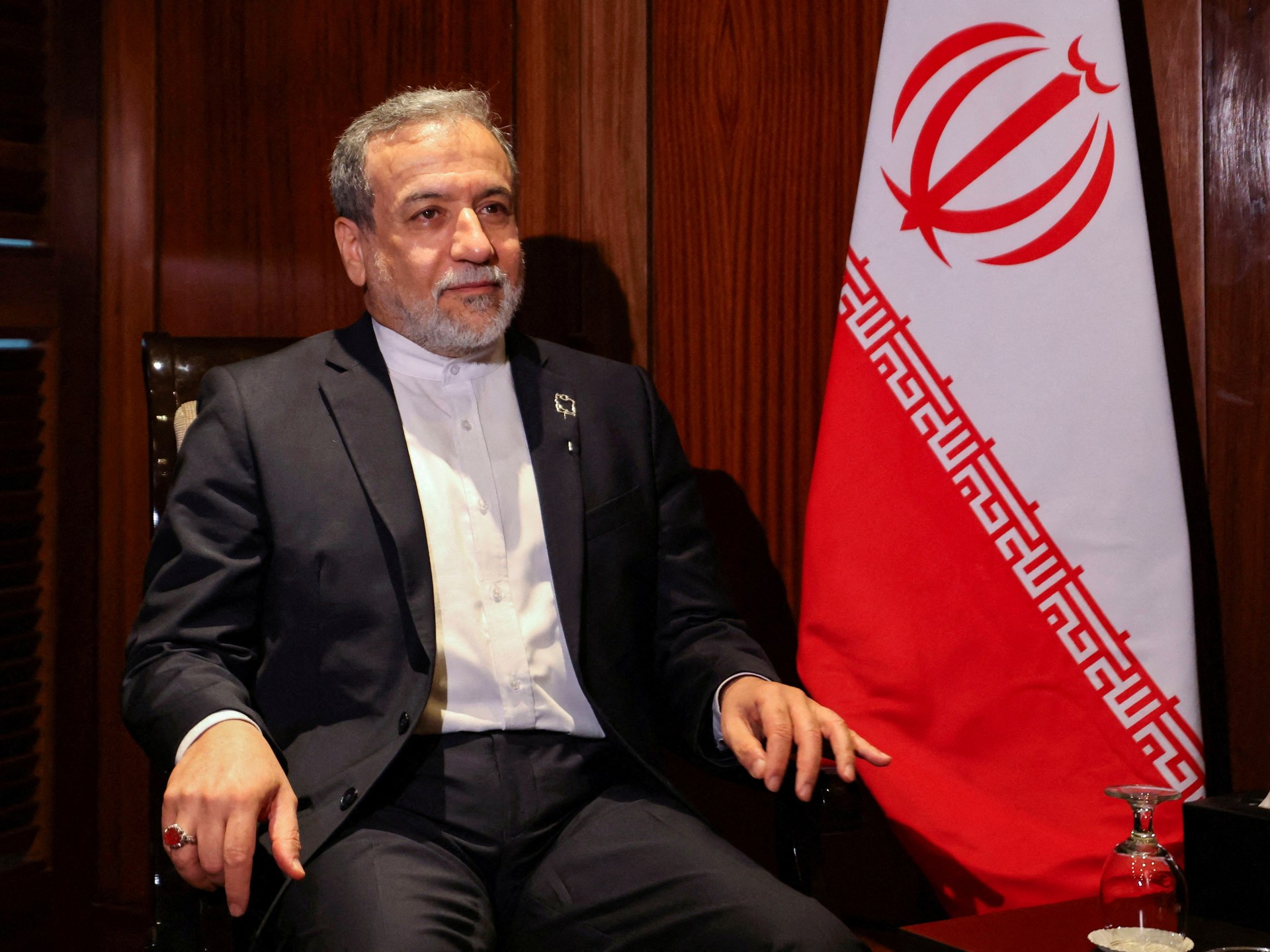 تقول إيران إنها ملتزمة بـ NPT ، وهي تدعم دعم ألمانيا لإسرائيل