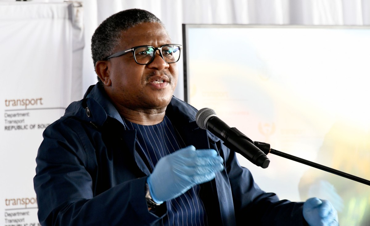 جنوب إفريقيا: يتحدى Sanef Fikile Mbalula للإبلاغ عن أي حالات من الممارسة الصحفية غير الأخلاقية