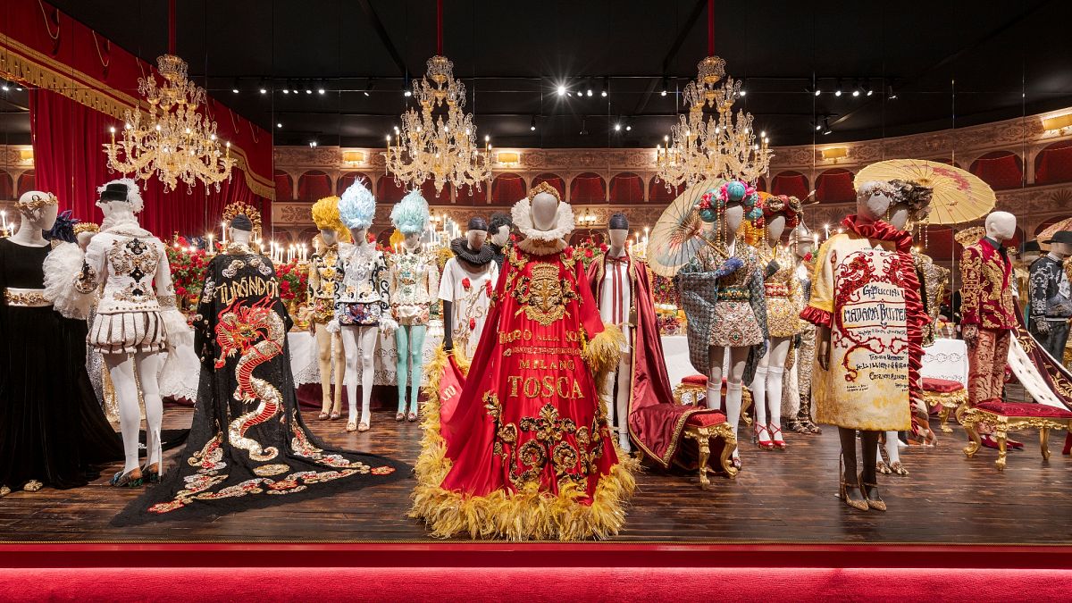 معرض Dolce & Gabbana في روما: رسالة حب إلى الثقافة الإيطالية