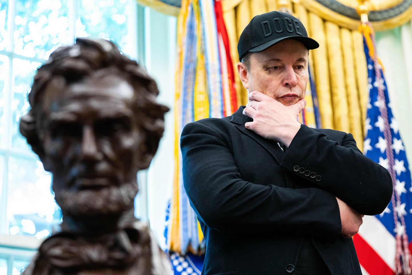 يقول إيلون موسك إنه أنشأ حزبًا سياسيًا أمريكيًا جديدًا